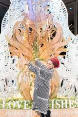 丸の内エリア『Marunouchi Bright Christmas 2020 〜LOVE ＆ WISHES〜』クリスマスツリー点灯式に登壇したMISIA （C）Santin Aki 