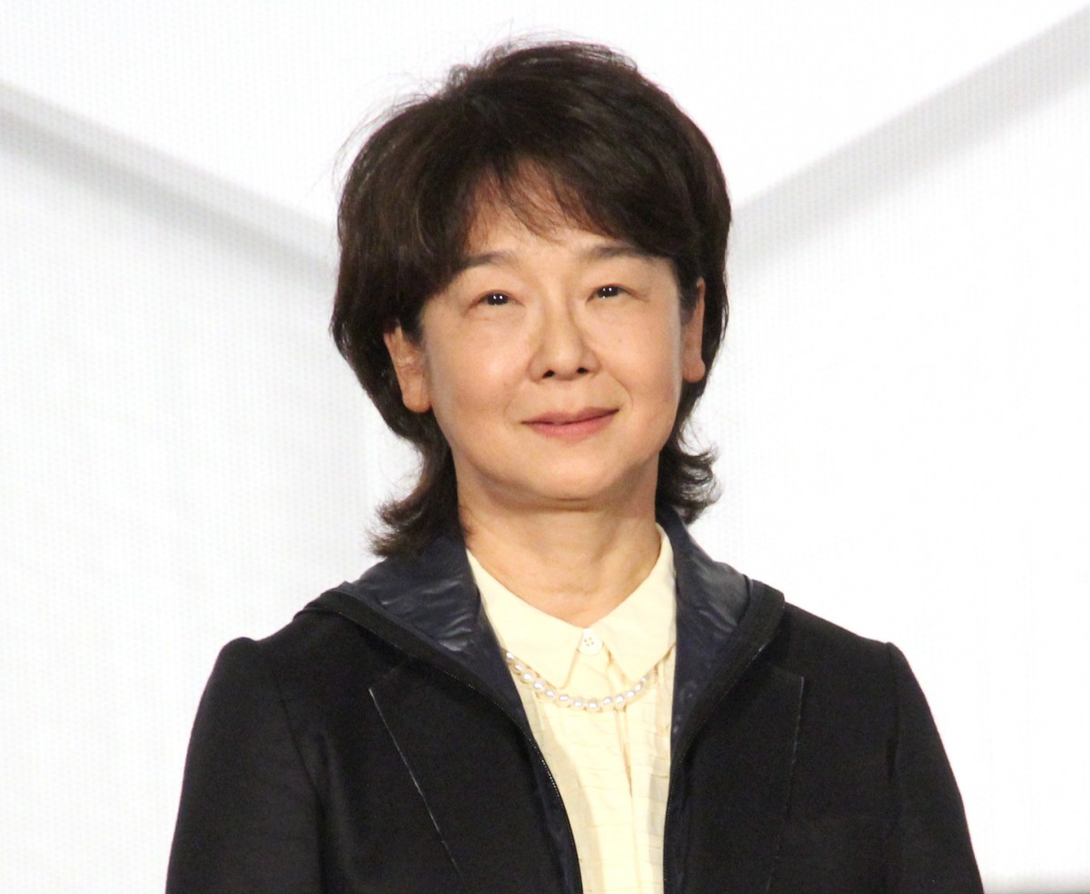 田中裕子、6年半ぶり映画舞台あいさつで笑顔 15年ぶり主演で観客に