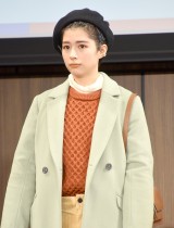 ���v�ԗR�߁A���J�X�^�C�����O�ɐԖ� �ؗ�ȕϐg�Ɂu���������킢���v 