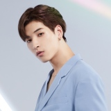 JO1 1st�A���o���wThe STAR�x�l�A�[�e�B�X�g�ʐ^�E����ɊC�iC�jLAPONE ENTERTAINMENT 