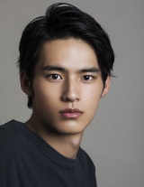 ���c���j�A�C���[�W�Ɛ^�t�́g�`������w���h���ɒ��� �l�Ӕ��g�̔ގ���� 