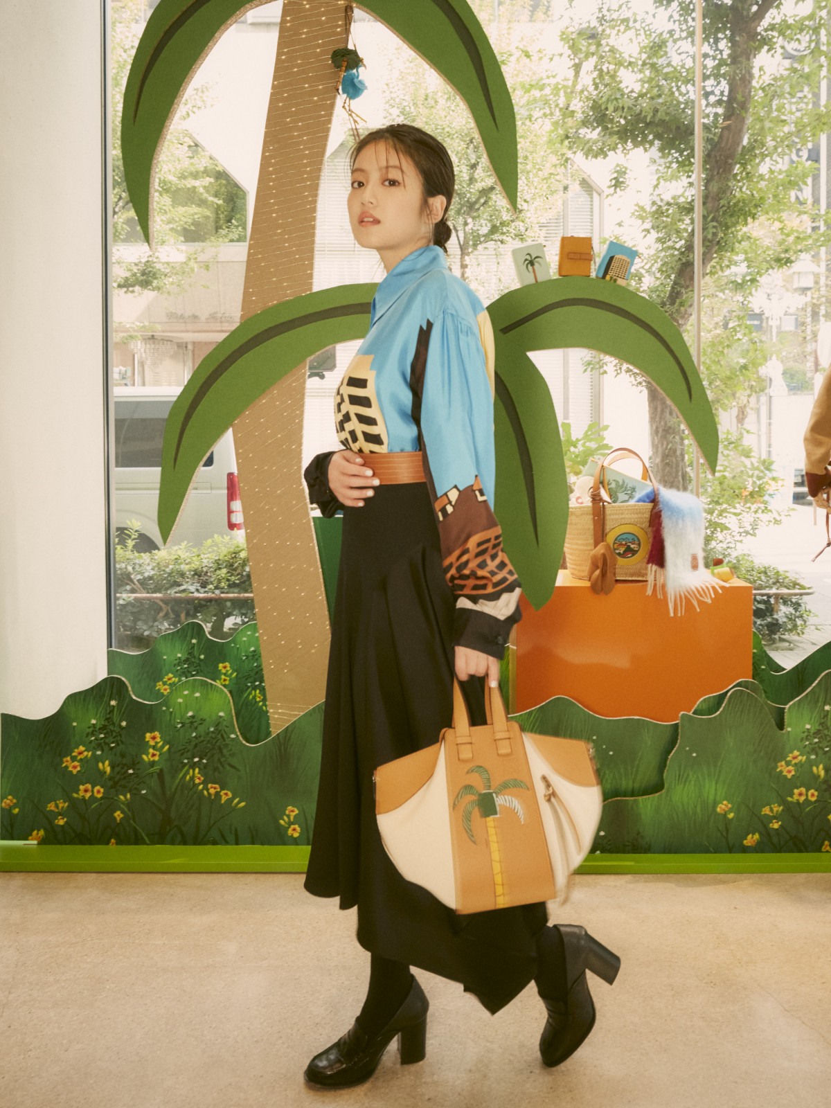 画像・写真 | 今田美桜、南国ムードの店内で“お買い物” 12万円超の