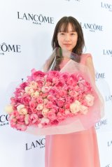 �I�����C���ŊJ�Â��ꂽ�w�u�����R���@�o�[�`�����@�z���f�[�@�X�g�A�v�I�[�v�j���OPR�C�x���g�x�ɏo�Ȃ����˓c�b���� 