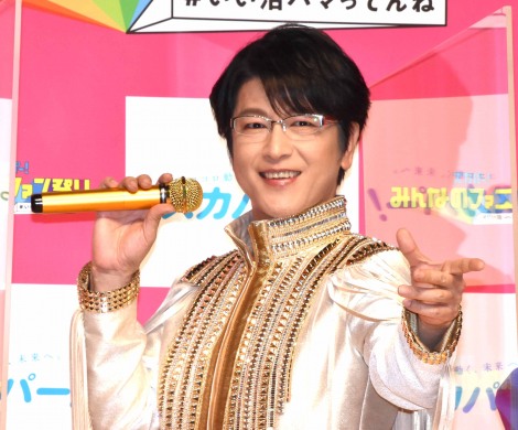 関連動画 及川光博 スター衣装は 通常営業 ミッチーワールド全開で沸かせる Oricon News