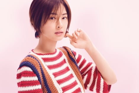 画像 写真 北川景子 自分史上最も短い髪型で魅せる圧倒的美貌 21カレンダー 画像解禁 6枚目 Oricon News