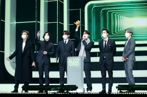 BTS=w2020 Mnet ASIAN MUSIC AWARDSx(C) CJ ENM Co., Ltd, All Rights Reserved. 