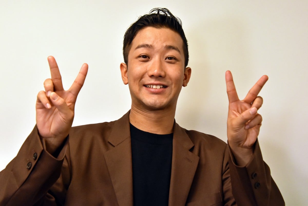 瑛人。 瑛人、女性から浴びせられた“辛らつコメント” 全男性が震え上がる一言