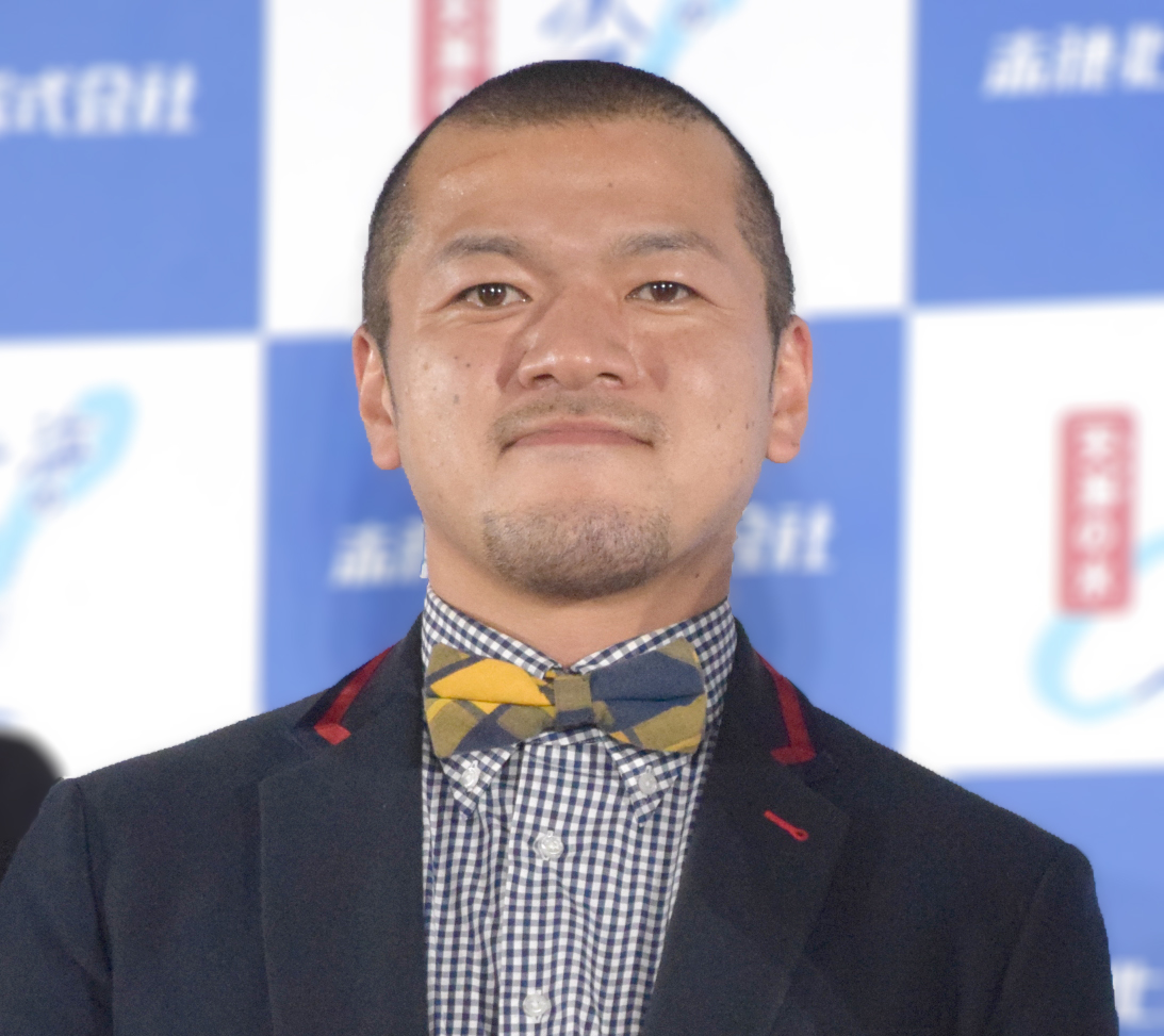 カミナリ 竹内まなぶ ダウンタウンdx で結婚発表 松本人志 サプライズ下手やな Oricon News