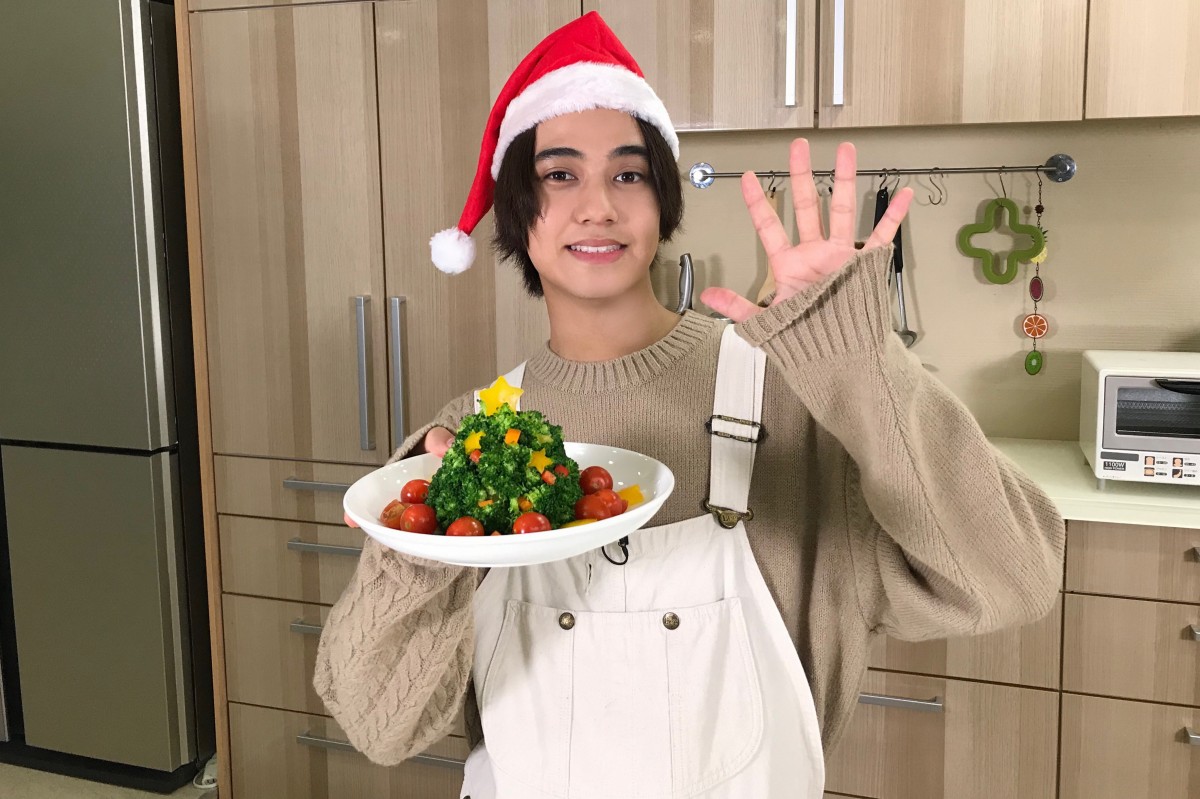 King ＆ Prince高橋海人、2時間でXマスのフルコース料理作り