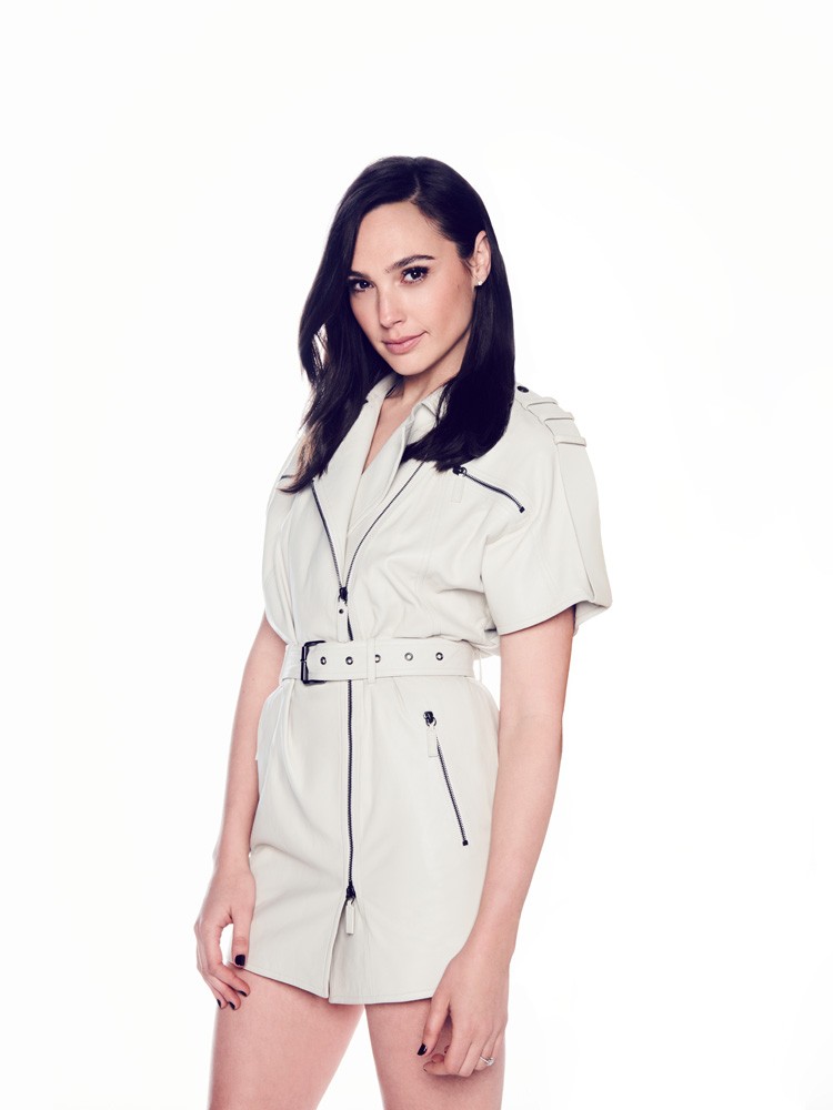 ガルガドットヌード 