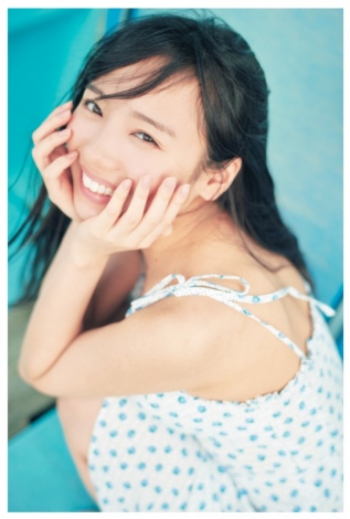 日向坂46 東村芽依 河田陽菜 齊藤京子 写真集 撮影時着用