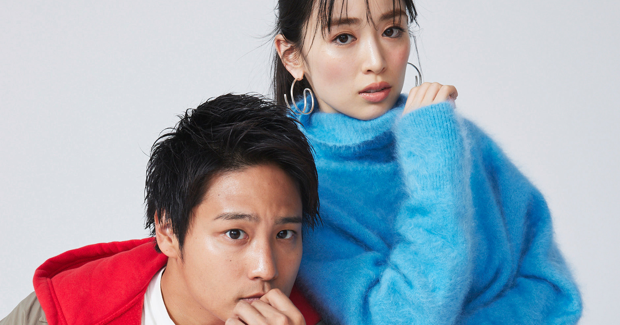 ジャニーズwest桐山照史 泉里香とファッション共演 さわやかに 赤 着こなす Oricon News