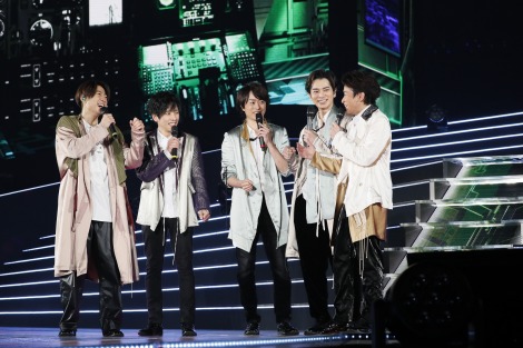 嵐 活動休止前ステージでメンバーが涙 大野智 またね ありがとう Oricon News