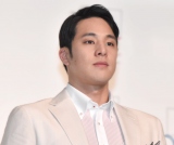 ���ˑ��A��N�̕s�ϕ񓹔��Ȃ������u�W�����đS�͂𒍂��ł����܂��v  