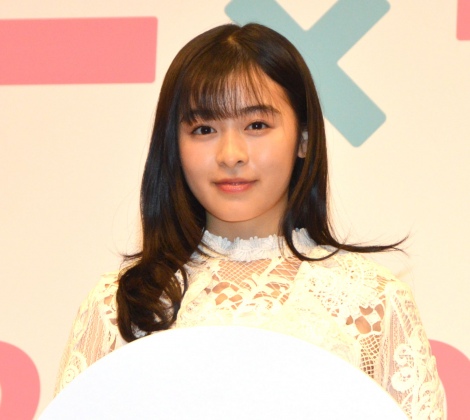 画像・写真 | 森七菜、撮影で“天気の子”ぶりを発揮 松村北斗が暴露「私、晴れさせるから」 4枚目 | ORICON NEWS