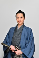 ��m���D�A���m���ɋ����@���w�Z�̍��̈�l�̂́g�َҁh�u���X�Ǝg���Đ�������v 