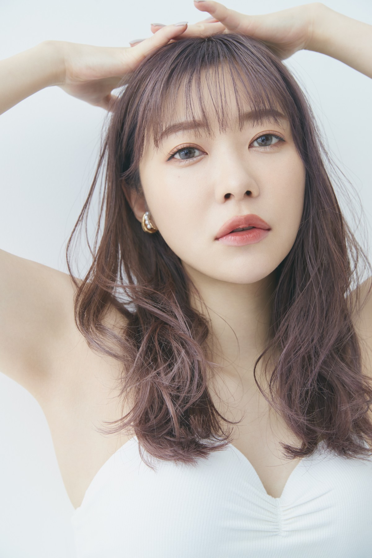 指原莉乃　パン 画像・写真 | 指原莉乃、美容のヒミツ大公開 コスメ付ムック本発売「かわいくなる情報シェアできたら」 2枚目 | ORICON NEWS