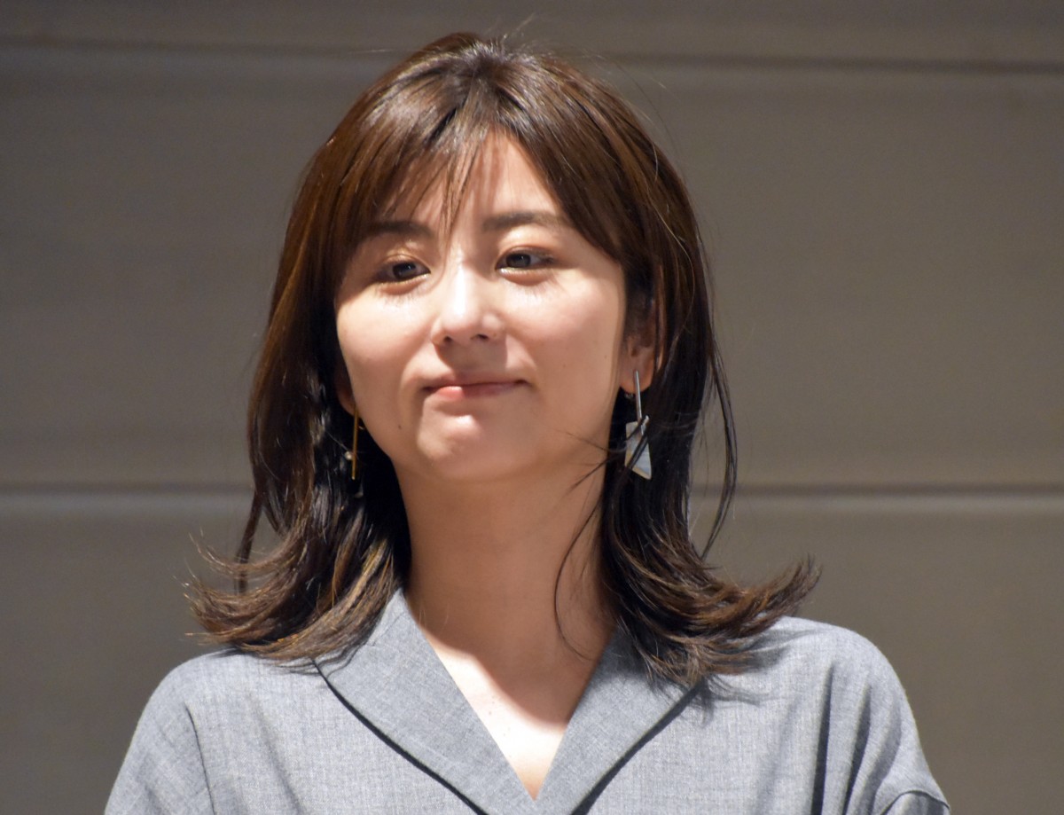 宇賀なつみ　顔アップ 