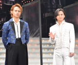 ミュージカル『Endless SHOCK -Eternal-』1800回公演後取材に出席した（左から）上田竜也、堂本光一 （C）ORICON NewS inc. 
