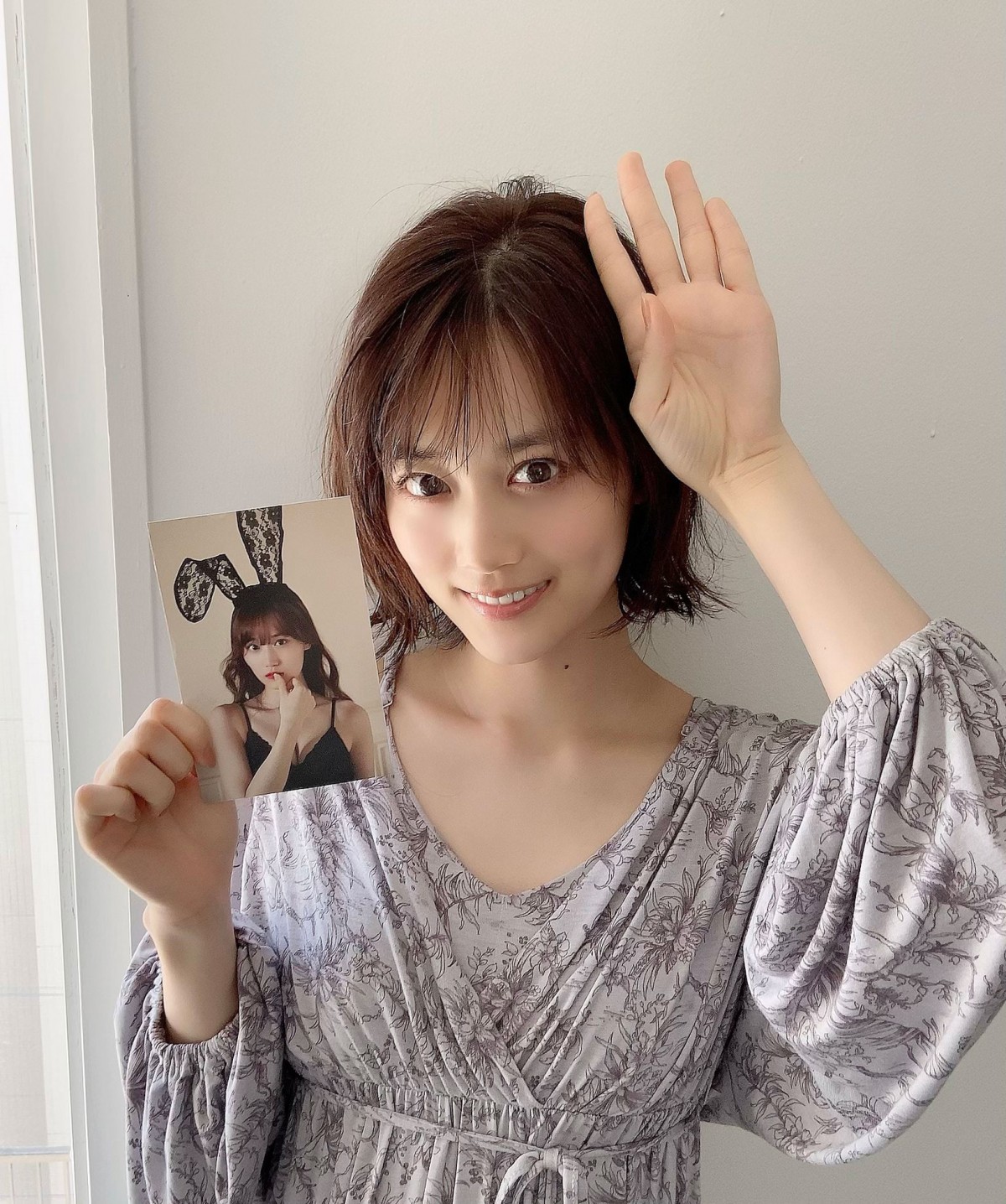 山下美月、話題の“うさ耳バニー”再現ポーズにファン悶絶「可愛さが限界突破してる」 | ORICON NEWS