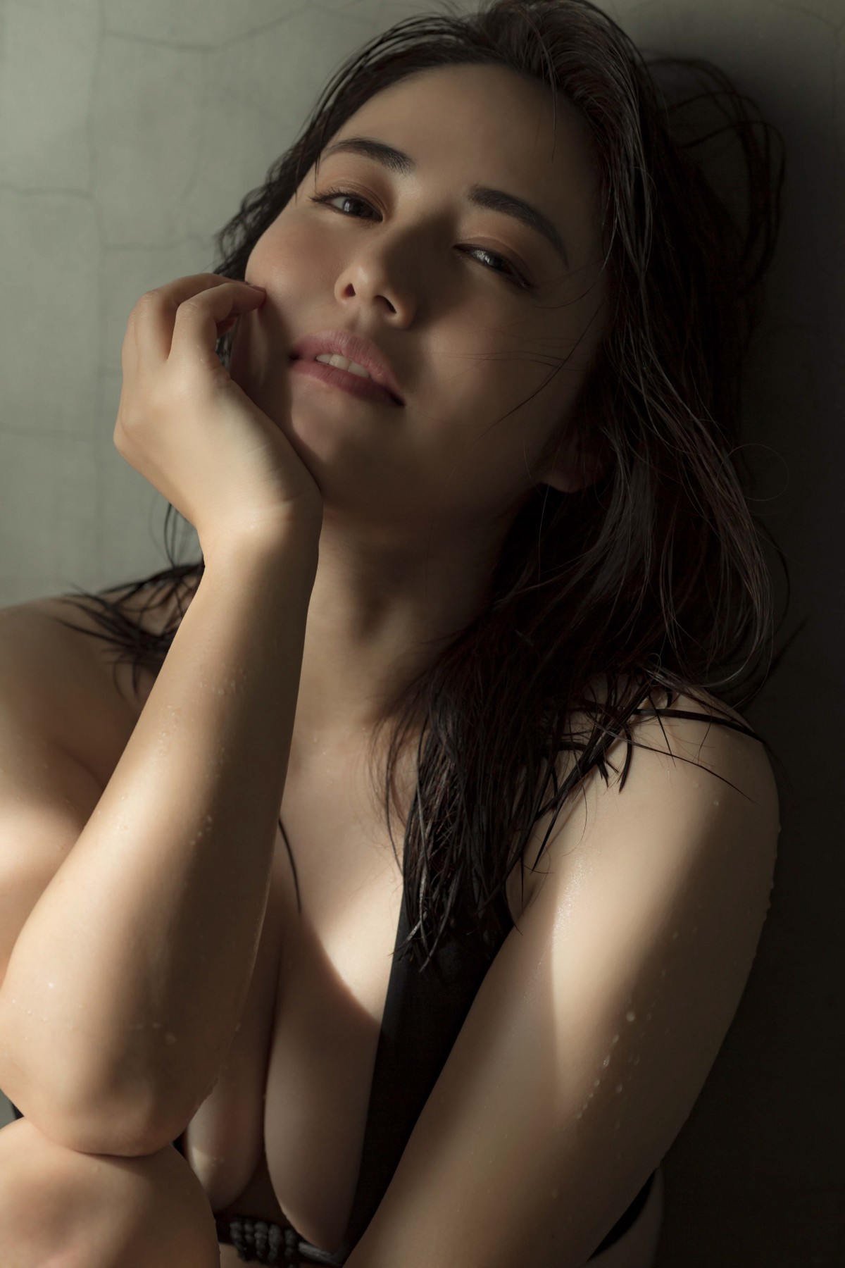 磯山さやか アイコラtwitter画像 磯山さやか、熊田曜子ら“グラビアレジェンド”集結 新グラビア誌で成熟した色気を披露 | ORICON NEWS