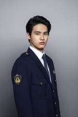 ���c���j�A�Z���Ԃ�3�x�ڂ̌Y�����u�V������������v �ʖ؍G�w���̓��x�o�� 