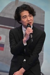 スペシャルドラマ『エアガール』製作発表会見に出席した吉岡秀隆(C)テレビ朝日 