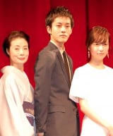 映画『エイプリルフールズ』完成披露試写会に出席した（左から）富司純子、松坂桃李、戸田恵梨香 （C）ORICON NewS inc. 