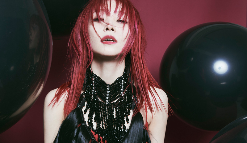 LiSA新曲はB'z松本孝弘プロデュース「最高にハードでロック」 永野芽郁