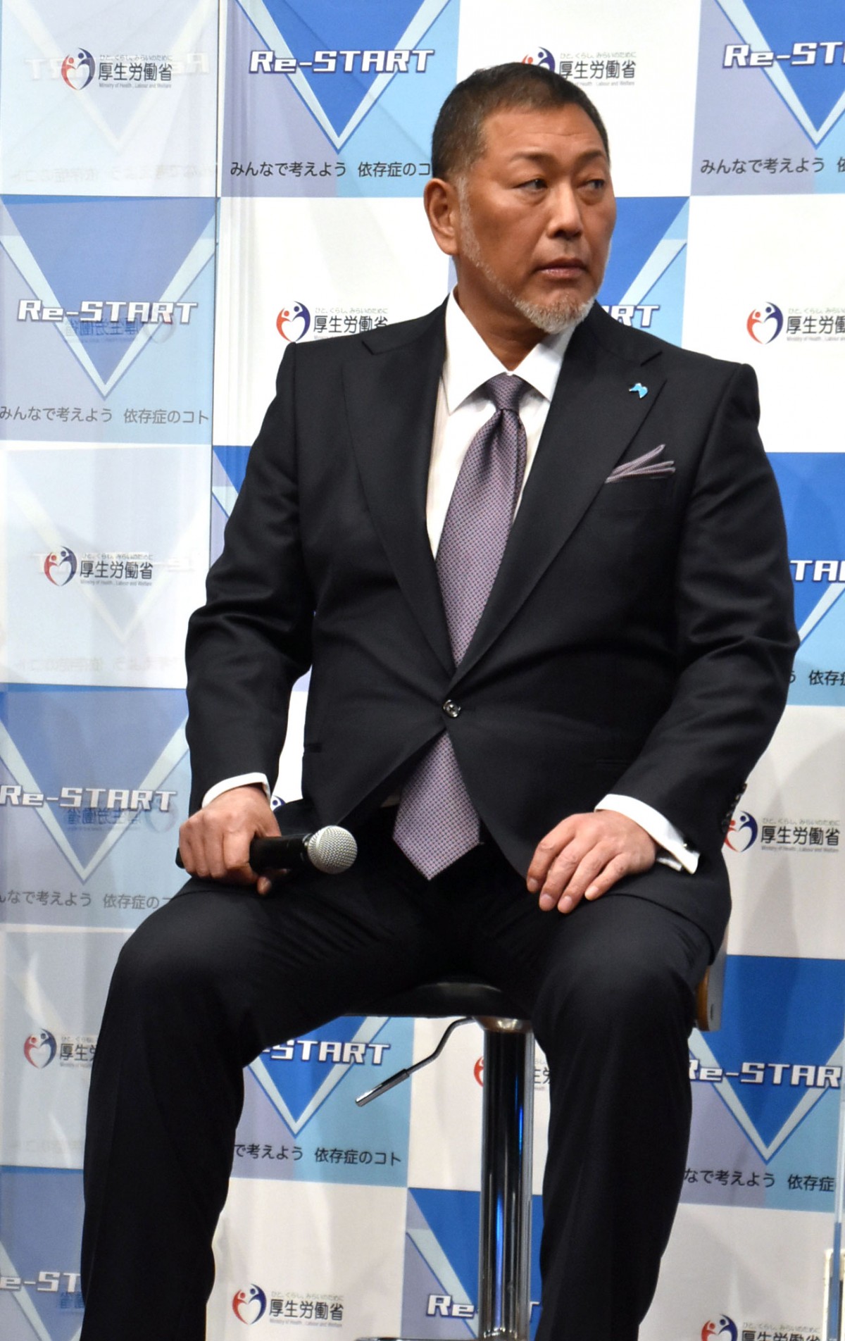wRe-START`݂Ȃōl悤 ˑǂ̂ƁxɎQa (C)ORICON NewS inc. 