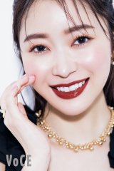 指原莉乃 ハッピーオーラ全開の 幸せ顔 熱すぎるコスメ愛を告白 Oricon News