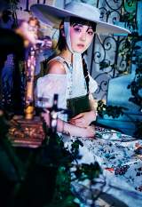 �l�Ӕ��g�A�d�������t�@���^�W�b�N�Ȑ��E�ցc�@吐���Ԏ��ƃt�H�g�Z�b�V���� 