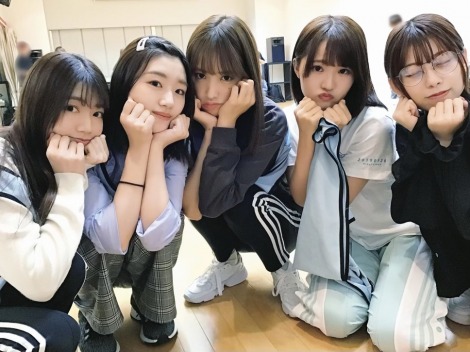 日向坂46 東村芽依 河田陽菜 齊藤京子 写真集 撮影時着用