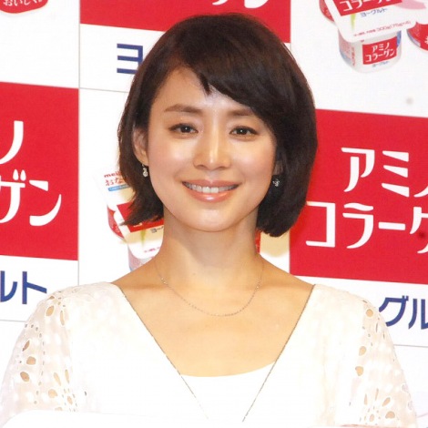 石田ゆり子 一色紗英と 年以上ぶりの再会 懐かしい 年齢を超えた素敵な女性 Oricon News