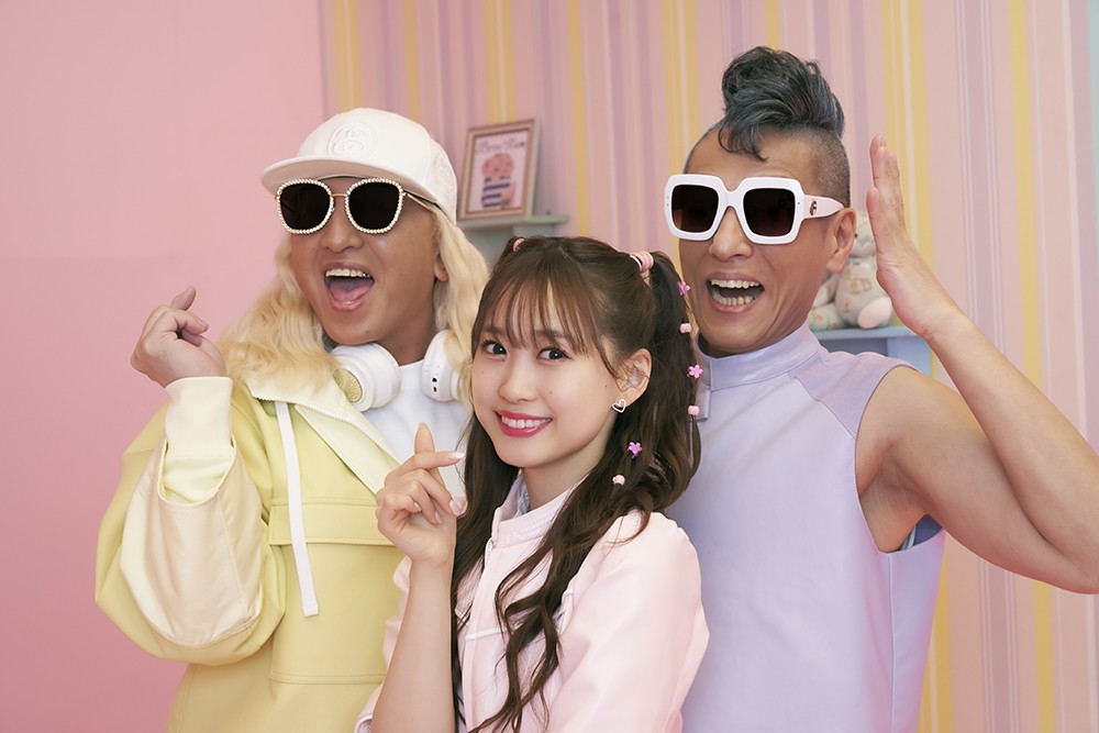 芹澤優、“ゆめかわ”な世界観のMV公開 DJ KOO ＆ MOTSUが恋の妖精になる | ORICON NEWS