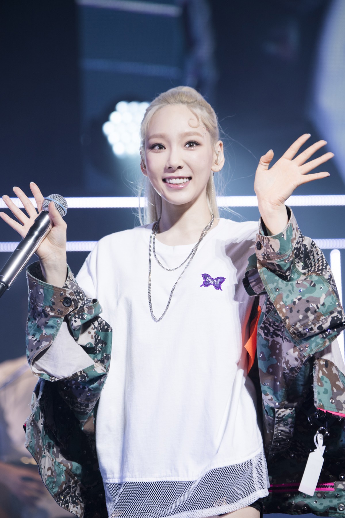 CD+LIVE Blu-ray＆DVD『The Signal Gift＜完全限定生産BOX ”Gift Box”＞』 | TAEYEON JAPAN  OFFICIAL WEB – テヨン公式サイト