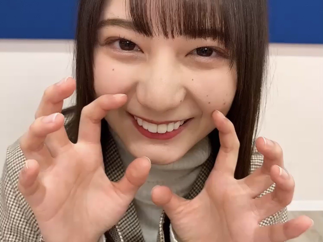 日向坂46 日向撮 丹生撮 丹生明里 推しカバー 日向坂46写真集『日向撮』丹生明里の“推しカバー”解禁 ゲーマー