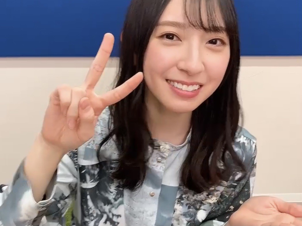 日向坂46 日向撮 丹生撮 丹生明里 推しカバー 画像・写真 | 日向坂46写真集『日向撮』丹生明里の“推しカバー