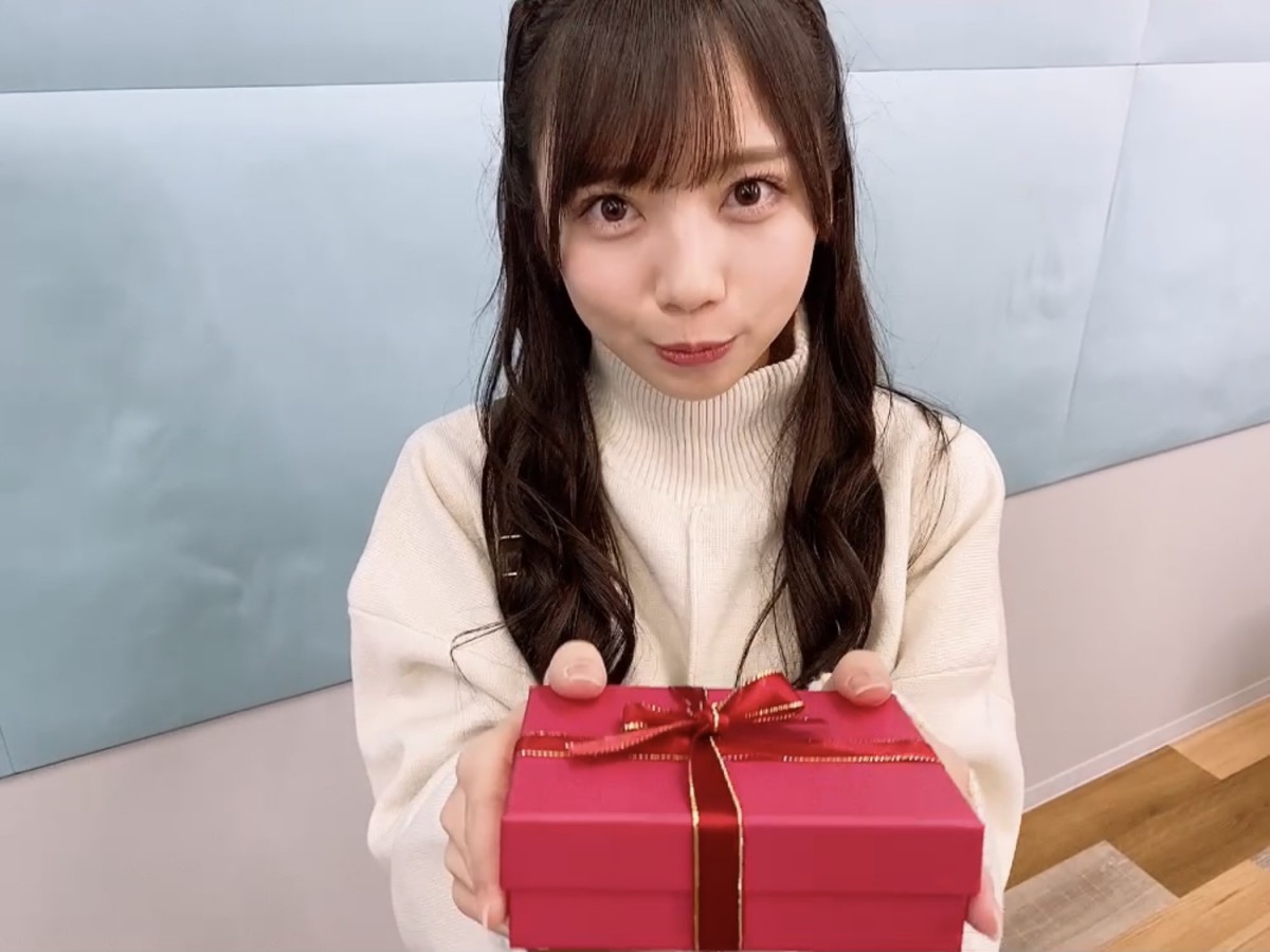 日向坂46 日向撮 丹生撮 丹生明里 推しカバー 日向坂46写真集『日向撮』丹生明里の“推しカバー”解禁 ゲーマー