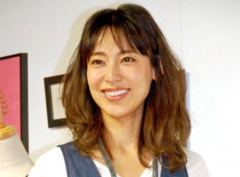 小泉里子 なんでドバイかって 主人の仕事です 突然のドバイ移住の理由明かす Oricon News