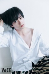 ゆが  中島健人 本日SexyZoneとしてラストライブ🌹 20:00からです。この