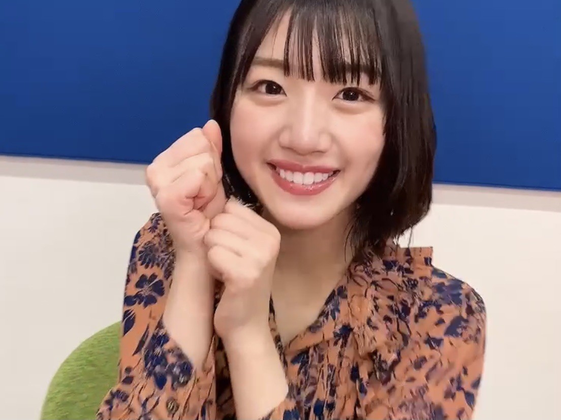 富田鈴花　アイコラ 画像・写真 | 日向坂46写真集『日向撮』富田鈴花”推しカバー”解禁 “花ちゃんズ”ショットやギター練習の姿も 72枚目 | ORICON NEWS