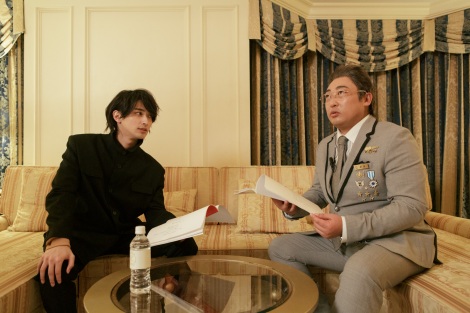 ��1�b�F�Q�X�g�̉��l�����Ɠ`���̃z�e���}���E�ܔ��L ��Netflix�I���W�i���V���[�Y�w�N���G�C�^�[�Y�E�t�@�C�� GOLD�x6��3�����Ɛ�z�M 