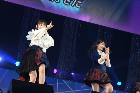 M21=w17LIVE presents AKB48 15th Anniversary LIVE ݂݂ȂݑƃRT[g`̍炩Ȃt͂Ȃ`x(C)AKB48 
