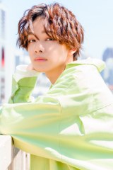 日向坂46写真集『日向撮』河田陽菜の“推しカバー”解禁 マイペースな