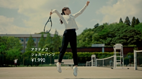 画像 写真 綾瀬はるか ポニーテール姿でテニス披露 動きが可愛いすぎる 天然 炸裂ミスに内田篤人が優しくフォロー 4枚目 Oricon News