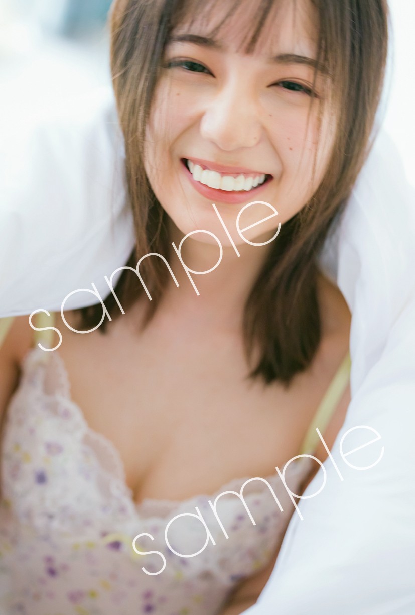 画像・写真 | 日向坂46小坂菜緒、天使のようなかわいさの写真集裏表紙4