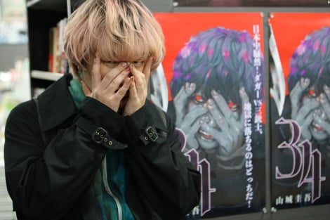画像 写真 Fukase 遊び心満載なオフショット 殺人鬼 両角を セルフカバー 3枚目 Oricon News