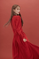 宮脇咲良、HKT48卒業記念ブックレット発売決定 美貌際立つ表紙＆先行