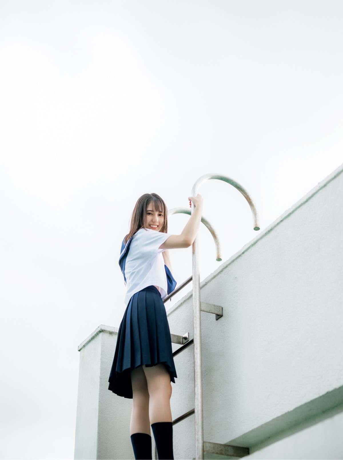 画像・写真 | 日向坂46小坂菜緒、純白ドレスの“嫁坂さん”で写真集